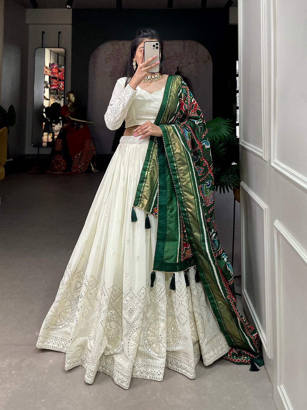 Georgette Green and White Wedding Wear Semi Stitched Lehenga Choli at Rs  1065 in Surat